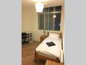 Image of 20 Magnum House