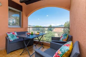 Image of Le Maxi Moi YourHostHelper