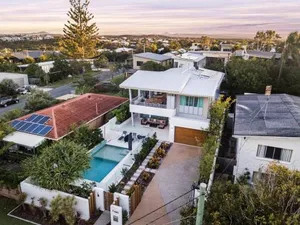 Image of Luxury Tropical Haven Pacific Avenue Sunshine Beach