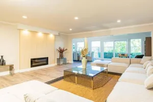 Image of Single Level House with view and pool