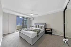 Image of KozyGuru Alexandria Style Unique 2 Bed house NAL125