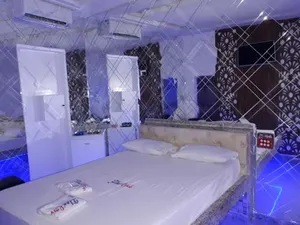 Image of Motel Flex Love (Adults Only)