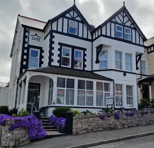 Image of Colbourn Hotel