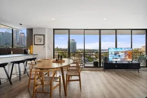 Image of Inner City Harbour Views With Parking