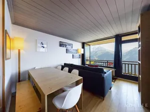 Image of Superbe 3 pièces rénové avec balcons et parking à 150m des pistes - FR-1-398-590