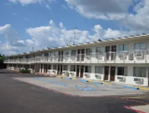 Image of Motel 6 Texarkana TX
