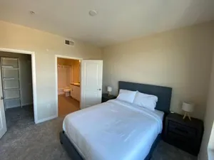 Image of Luxury Apartment Near The Grove
