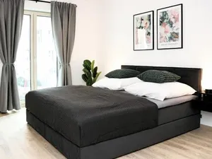 Image of LIGHTPLACE • Design • Boxspring • Balkon • 2 Smart TV •Innenstadt