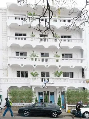 Image of A l'hotel