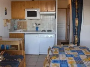 Image of Charmant T2 avec balcon, parking à 50m des commerces - FR-1-295-156
