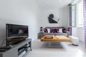 Image of LE ROSSETTI 2 - F2 LUMINEUX, ASCENSEUR, CLIMATISATION, COEUR Vieux-Nice