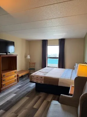 Image of Emerald Inn