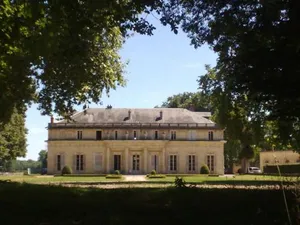 Image of Le Château de BRESSEY & son Orangerie