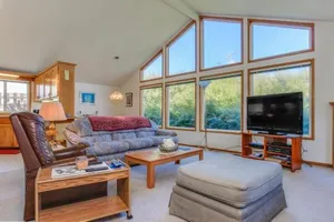 Image of Captain Bill's Beachhouse