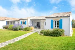 Image of Grande Villa familiale Coquelicot