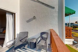 Image of The Inn at St. Thomas Square #1304B