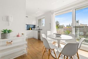 Image of Chic Apartment Footsteps From Manly Beach