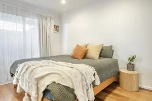 Image of Lennox Beach Oasis 3 Bedrooms in town
