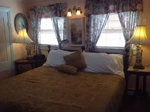 Image of The Bradford Carver House