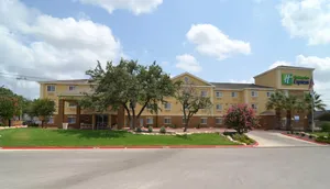 Image of Holiday Inn Express & Suites San Antonio-Airport North