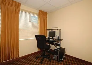Image of Rodeway Inn Forest Park