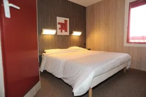 Image of Hôtel 4 Saisons