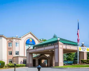 Image of Comfort Inn & Suites