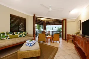 Image of Hibiscus Hideaway