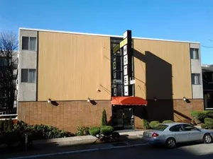 Image of University Motel Suites