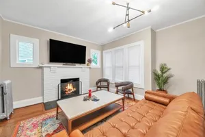Image of Beautiful 4BR 2 Bathroom House with Parking
