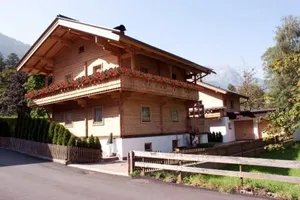 Image of Chalet - Appartements Julitta