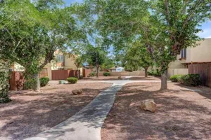 Image of Luxury Townhouse Near The Strip Very Modern