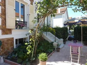 Image of Maison Romantique