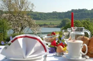 Image of Hotel-Ferienwohnungen Cafe Maarblick