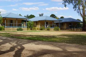 Image of Tooleybuc River Retreat Villas