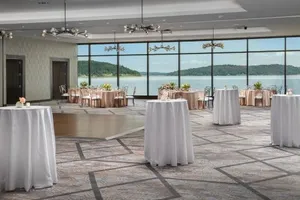 Image of Silver Cloud Hotel Tacoma at Point Ruston Waterfront