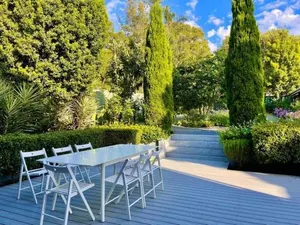 Image of Bellbird House