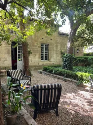 Image of Face au Palais