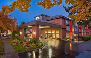 Image of Silver Cloud Hotel - Seattle University of Washington District
