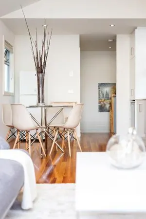 Image of Complete Host Richmond Townhouse Collection