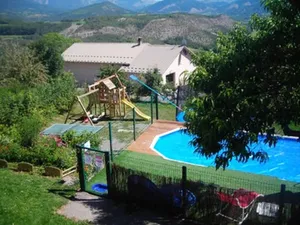 Image of Appartement accueillant à Selonnet de 80 m² avec piscine partagée