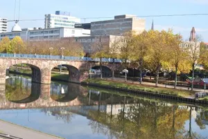 Image of Im Grunen Am Stadtrand