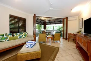 Image of Hibiscus Hideaway