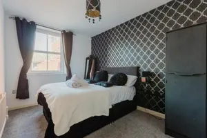Image of Hullidays - Theatre Side Apartment - Refurbished 2023