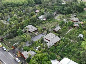 Image of Heanmaeloung Resort.