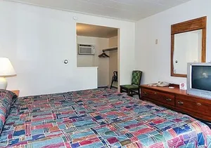 Image of Rodeway Inn Coldwater