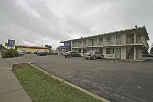 Image of Motel 6 Manhattan
