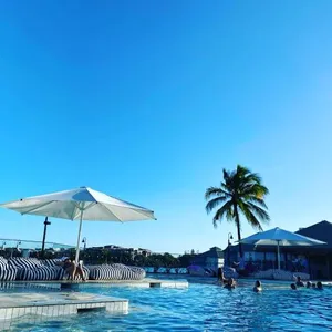 Image of Large Family Sized Unit with Watersports, Maroochy River, Lagoon, and Beach Access