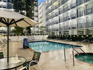 Image of DAYS INN GLENDALE LOS ANGELES