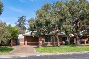 Image of Prowse Pad